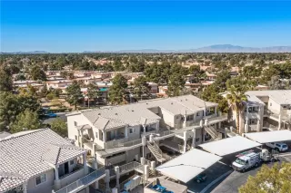 Photo #1: 2280605 Listing