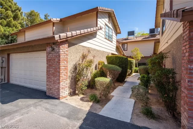MLS: 2280694 Condo For Sale
