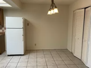 Photo #6: 2280726 Listing 