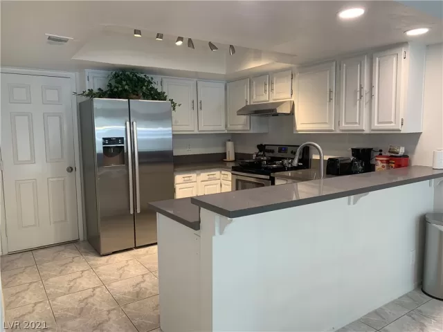 MLS: 2280751 Condo For Sale