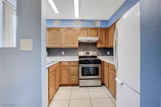 Photo #4: 2280784 Listing 