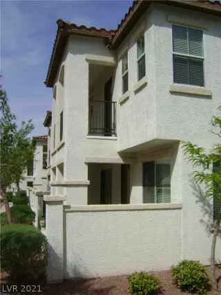 Photo #1: 2280795 Listing 