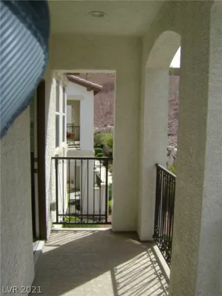 Photo #4: 2280795 Listing 