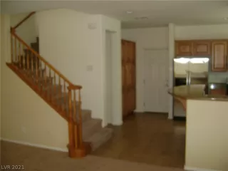 Photo #6: 2280795 Listing 