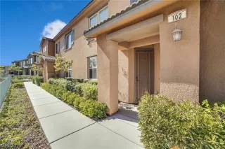 Photo #2: 2280806 Listing 