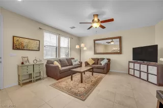 Photo #5: 2280806 Listing 