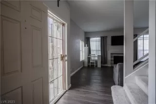 Photo #4: 2280820 Listing 