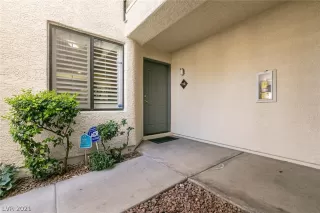 Photo #2: 2280828 Listing