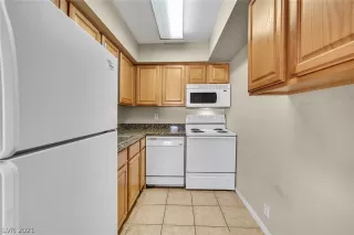 Photo #6: 2280836 Listing 