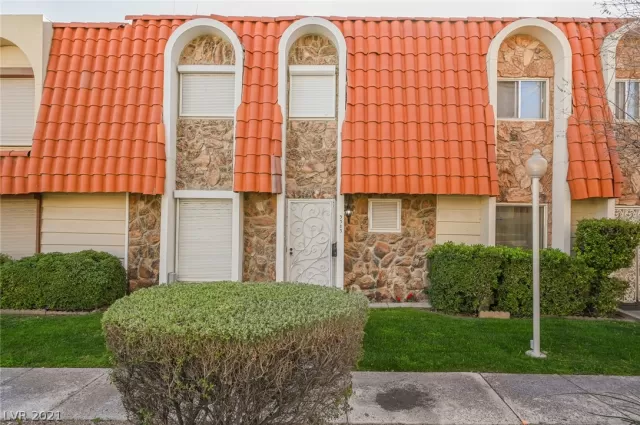 MLS: 2280839 Condo For Sale