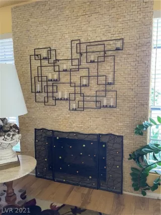 Photo #3: 2280844 Listing 