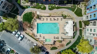 Photo #4: 2280858 Listing