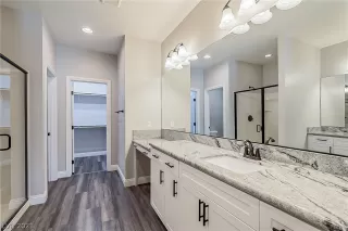 Photo #6: 2280871 Listing 