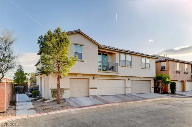 MLS: 2280919 Condo For Sale