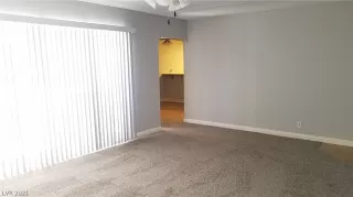 Photo #3: 2280946 Listing 