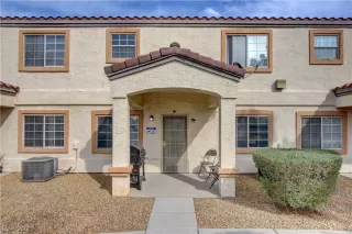 Photo #1: 2281012 Listing