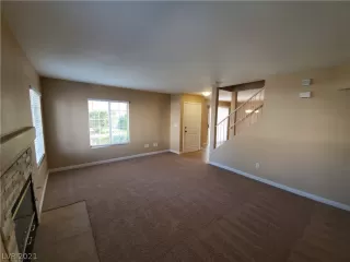 Photo #3: 2281013 Listing 