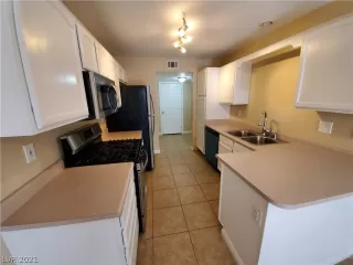 Photo #6: 2281013 Listing 