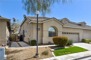 Photo #1: 2281054 Listing