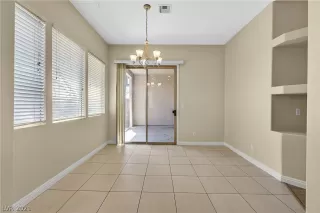 Photo #6: 2281054 Listing