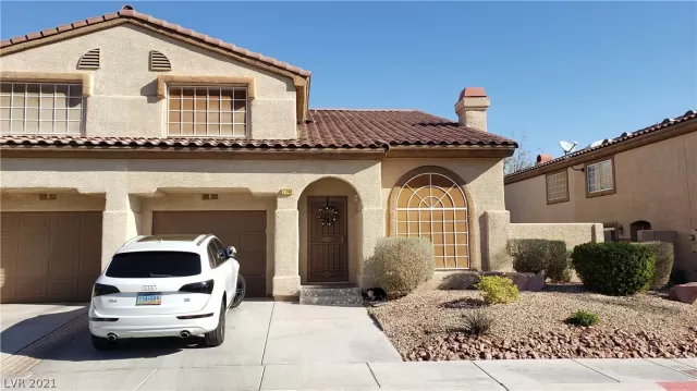 MLS: 2281096 Condo For Sale
