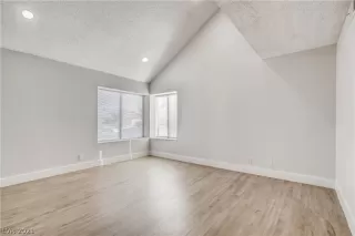 Photo #4: 2281111 Listing 