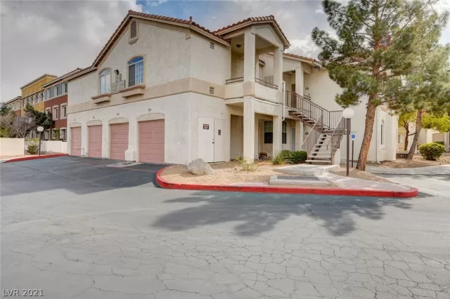 MLS: 2281300 Condo For Sale