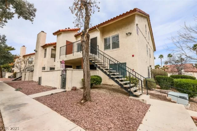 MLS: 2281303 Condo For Sale