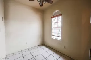 Photo #5: 2281303 Listing 