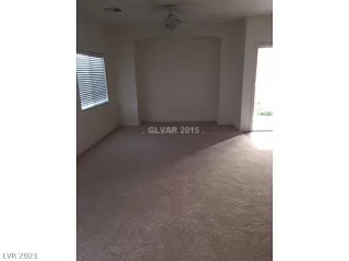 Photo #2: 2281328 Listing