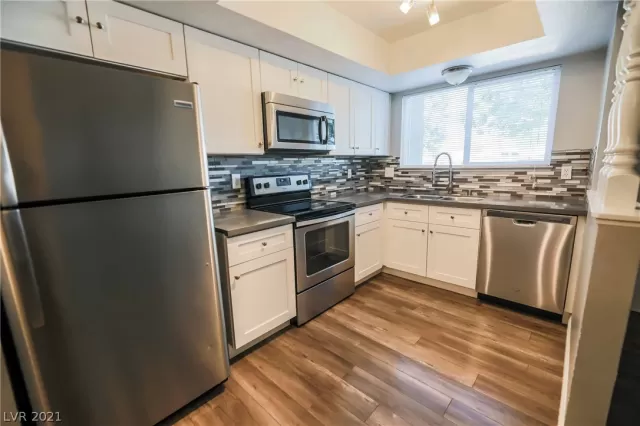 MLS: 2281403 Condo For Sale