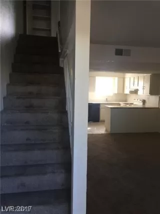 Photo #2: 2281442 Listing 