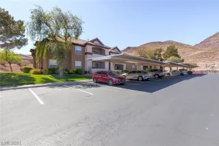 Photo #1: 2281449 Listing