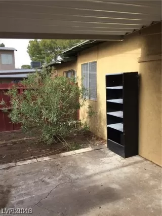 Photo #1: 2281465 Listing