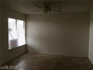 Photo #2: 2281465 Listing