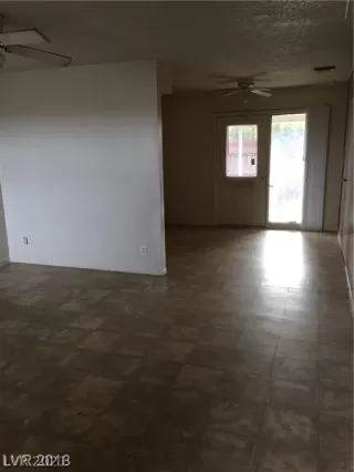 Photo #3: 2281465 Listing