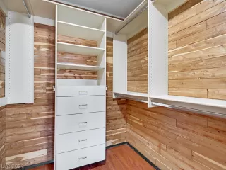 Photo #6: 2281475 Listing 