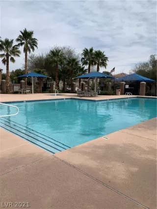 Photo #1: 2281476 Listing