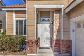 Photo #4: 2281509 Listing