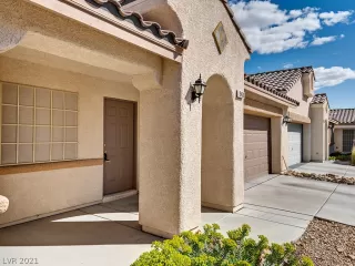 Photo #3: 2281520 Listing