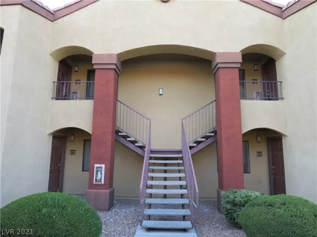 MLS: 2281522 Condo For Sale