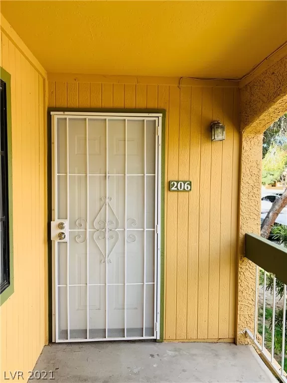 MLS: 2281537 Condo For Sale