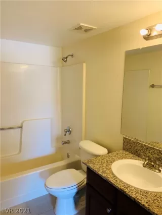 Photo #5: 2281537 Listing 