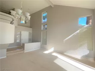 Photo #6: 2281561 Listing 