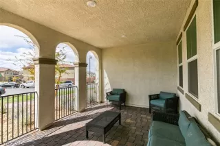 Photo #5: 2281591 Listing