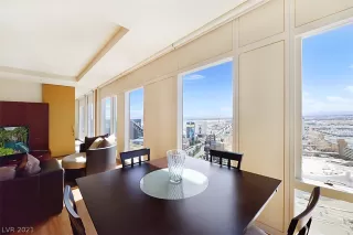 Photo #3: 2281616 Listing