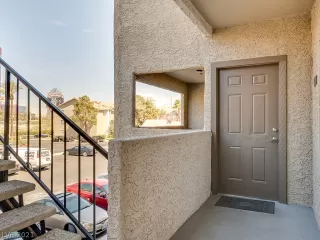 Photo #1: 2281618 Listing 