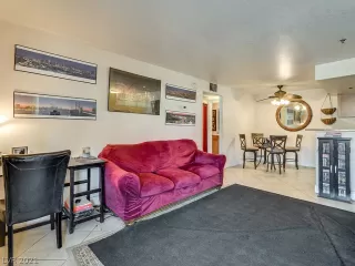 Photo #2: 2281618 Listing 