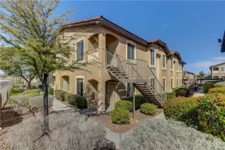 Photo #3: 2281667 Listing