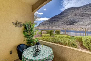 Photo #6: 2281667 Listing